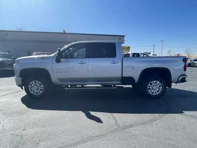 2020 Chevrolet 2500 Crew Cab, $37986. Photo 5