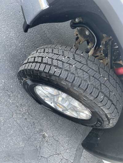 2023 Chevrolet 2500 Crew Cab, $46995. Photo 11