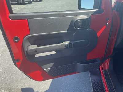 2010 Jeep Wrangler, $14997. Photo 12