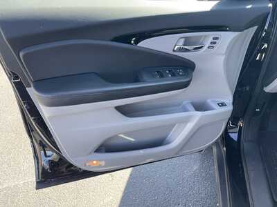 2016 Honda Pilot, $19995. Photo 11