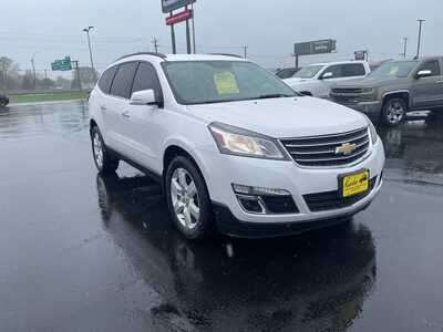 2016 Chevrolet Traverse, $9995. Photo 2