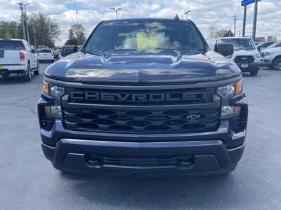 2022 Chevrolet 1500 Crew Cab, $24992. Photo 3