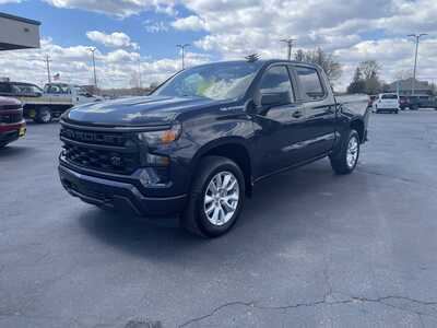 2022 Chevrolet 1500 Crew Cab, $24992. Photo 4