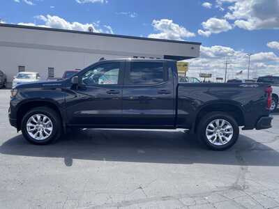2022 Chevrolet 1500 Crew Cab, $24992. Photo 5