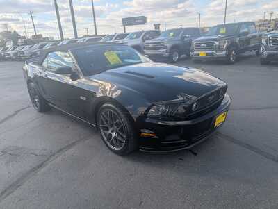 2013 Ford Mustang, $20997. Photo 2