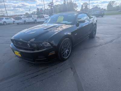 2013 Ford Mustang, $20997. Photo 4