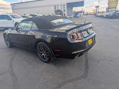 2013 Ford Mustang, $20997. Photo 6
