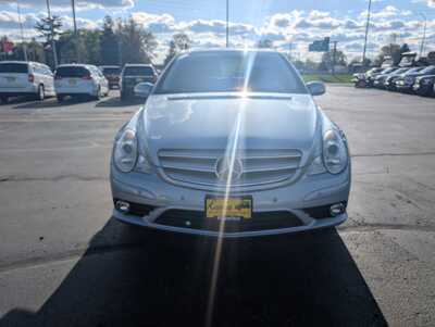 2008 Mercedes-Benz R-Class, $12900. Photo 3