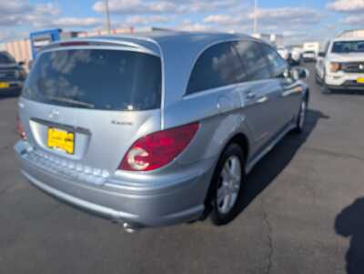 2008 Mercedes-Benz R-Class, $12900. Photo 8