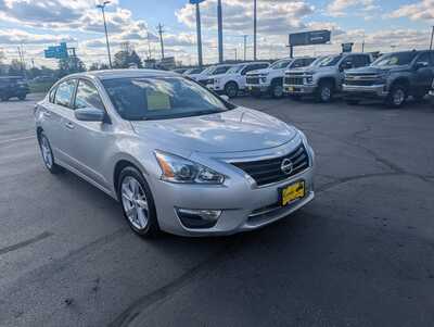 2013 Nissan Altima, $10495. Photo 2