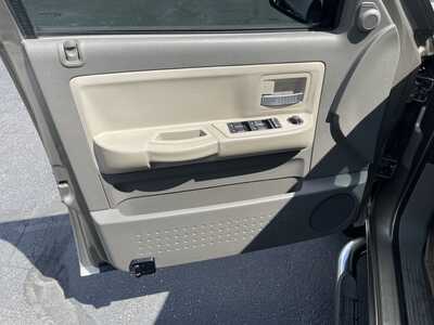 2007 Dodge Dakota Crew Cab, $10983. Photo 12