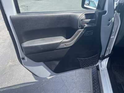 2011 Jeep Wrangler, $15993. Photo 12