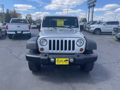 2011 Jeep Wrangler, $15993. Photo 3