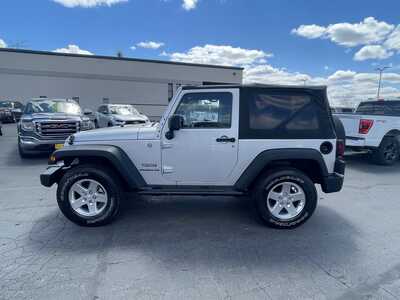 2011 Jeep Wrangler, $15993. Photo 5