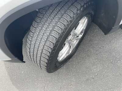 2021 Chevrolet Traverse, $19995. Photo 10