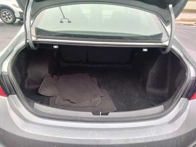 2024 Chevrolet Malibu, $19500. Photo 12