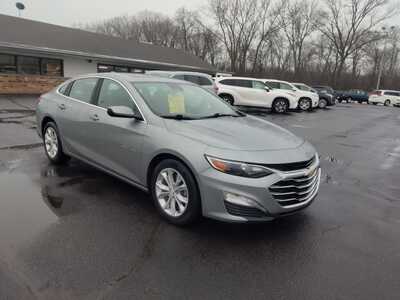 2024 Chevrolet Malibu, $19500. Photo 3