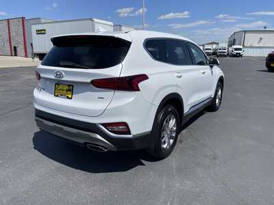 2019 Hyundai Santa Fe, $16987. Photo 8