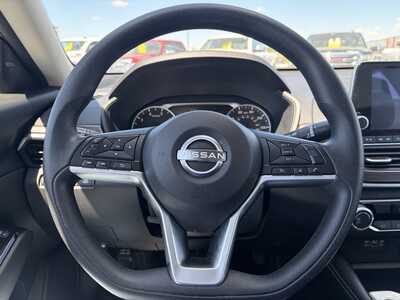 2023 Nissan Altima, $25995. Photo 10