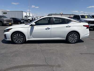2023 Nissan Altima, $25995. Photo 2