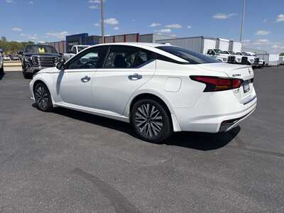 2023 Nissan Altima, $25995. Photo 3