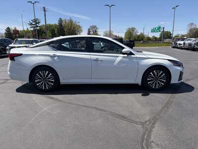 2023 Nissan Altima, $25995. Photo 5