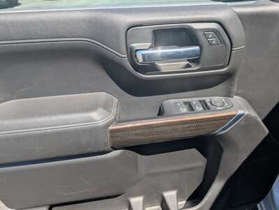 2020 Chevrolet 1500 Crew Cab, $24987. Photo 11
