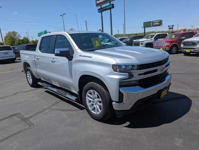 2020 Chevrolet 1500 Crew Cab, $24987. Photo 2