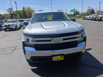 2020 Chevrolet 1500 Crew Cab, $24987. Photo 3