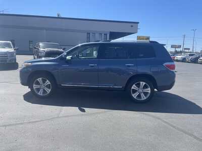 2013 Toyota Highlander, $17986. Photo 6