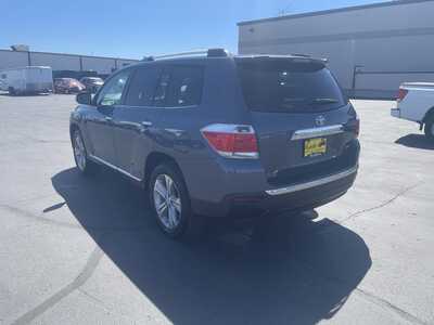 2013 Toyota Highlander, $17986. Photo 7