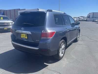 2013 Toyota Highlander, $17986. Photo 9