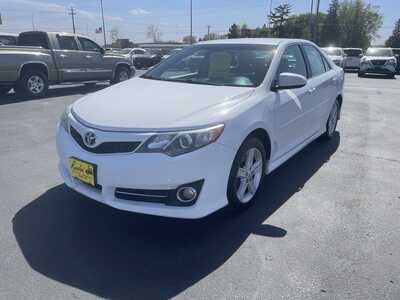 2014 Toyota Camry, $8995. Photo 4