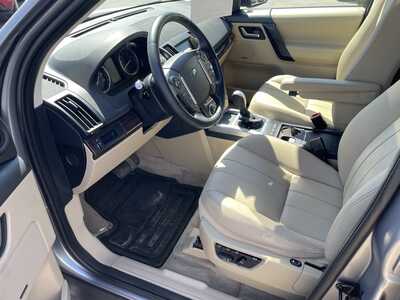 2015 Land Rover LR2, $10495. Photo 12