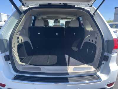 2014 Jeep Grand Cherokee, $13997. Photo 9