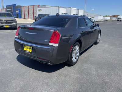 2018 Chrysler 300, $14995. Photo 8