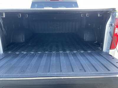 2022 Chevrolet 1500 Crew Cab, $31985. Photo 10
