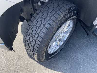 2022 Chevrolet 1500 Crew Cab, $31985. Photo 11