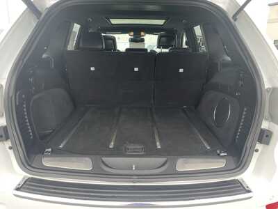 2015 Jeep Grand Cherokee, $14937. Photo 9