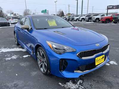 2020 Kia Stinger, $30925. Photo 2