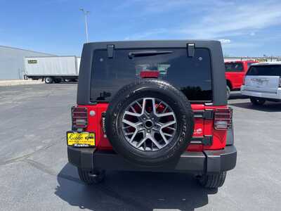 2016 Jeep Wrangler Unlimited, $12995. Photo 7