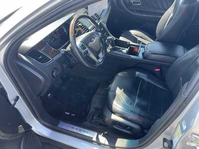 2014 Ford Taurus, $7347. Photo 12