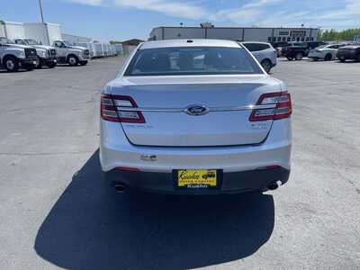 2014 Ford Taurus, $7347. Photo 7