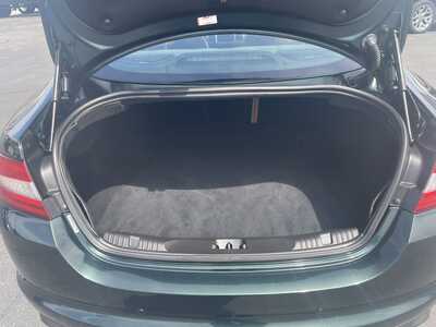 2015 Jaguar XF, $16387. Photo 9