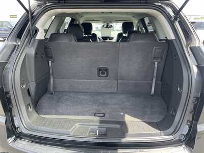 2017 Chevrolet Traverse, $11495. Photo 11