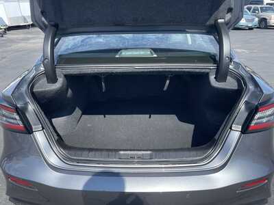 2023 Nissan Maxima, $22953. Photo 9
