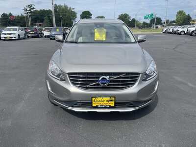 2015 Volvo XC60, $14495. Photo 3