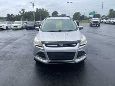 2015 Ford Escape, $9995. Photo 3