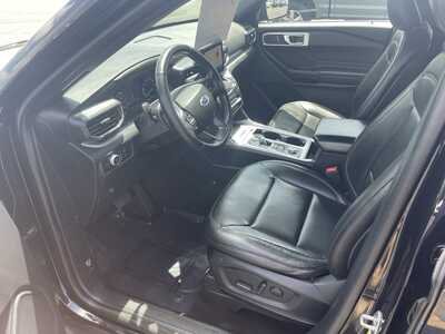 2020 Ford Explorer, $14495. Photo 12