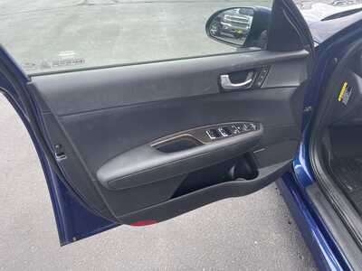 2017 Kia Optima, $16977. Photo 11
